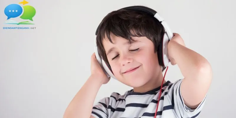 Các nguồn luyện nghe phổ biến và hiệu quả